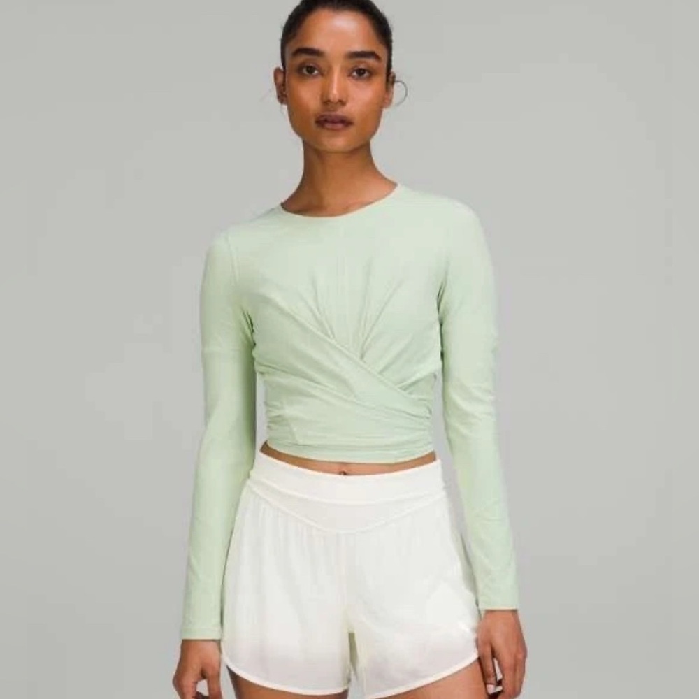 Lululemon Womenโs Time To Restore Long Sleeve Top Nulu Size 6 Green Mint